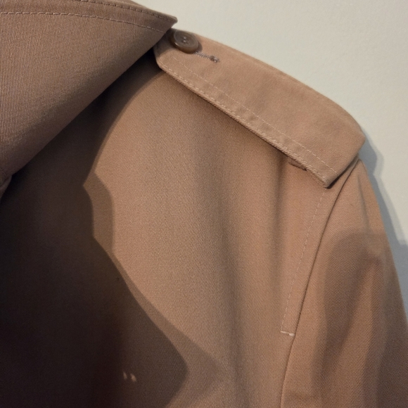 Aquascutum Women's Vintage Water Repellant Trench Coat Camel Made in Canada - Picture 12 of 16